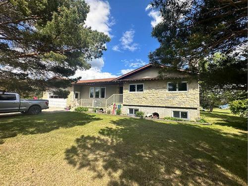 15 Hawkes Street, Marsden, SK - Outdoor With Deck Patio Veranda