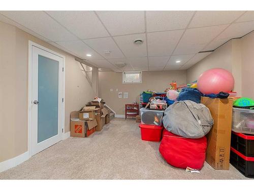 3706 56A Avenue, Lloydminster, AB - Indoor