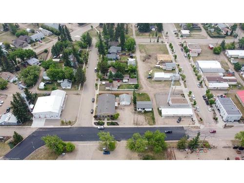 27 Railway Avenue South, Marwayne, AB 