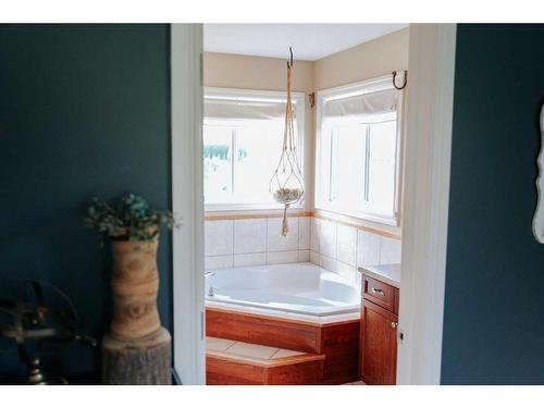 2 Birch Road, Rural Wainwright No. 61, M.D. Of, AB - Indoor Photo Showing Bathroom