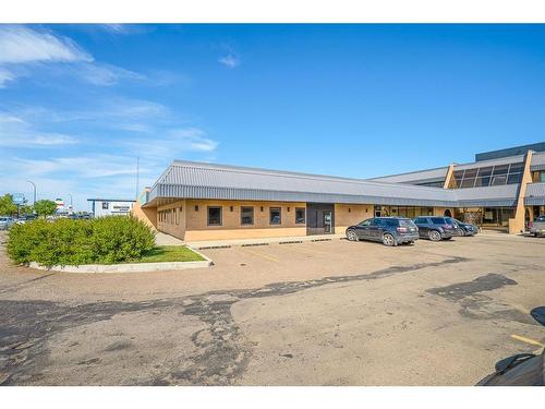 Unit 116-5704 44 Street, Lloydminster, AB 