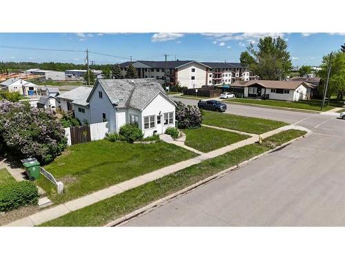 4504 49 Street, Lloydminster, SK - Outdoor With Facade