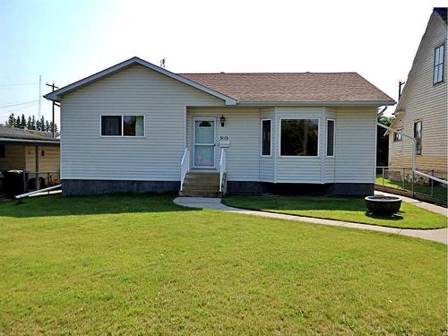 5115 51 Street, Mannville, AB - Outdoor