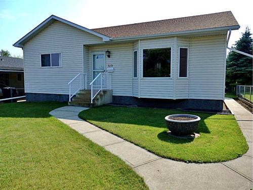 5115 51 Street, Mannville, AB - Outdoor