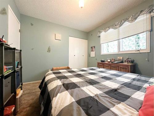 1640 5A Avenue, Wainwright, AB - Indoor Photo Showing Bedroom