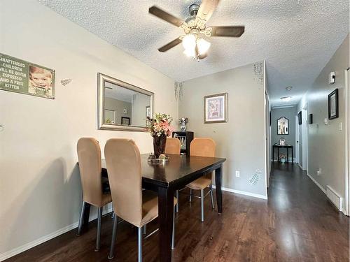 1640 5A Avenue, Wainwright, AB - Indoor Photo Showing Dining Room