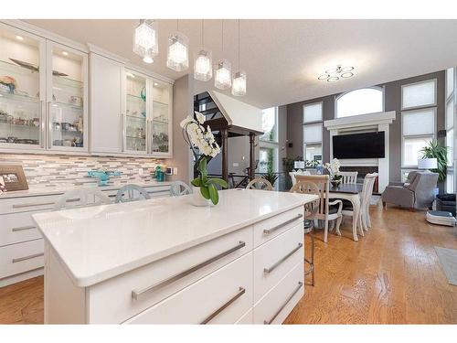 5805 23 Street, Lloydminster, AB - Indoor Photo Showing Kitchen