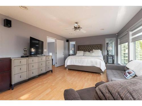 5805 23 Street, Lloydminster, AB - Indoor Photo Showing Bedroom