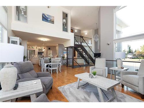 5805 23 Street, Lloydminster, AB - Indoor Photo Showing Living Room