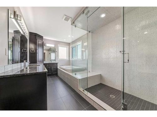 1807 59A Avenue, Lloydminster, AB - Indoor Photo Showing Bathroom