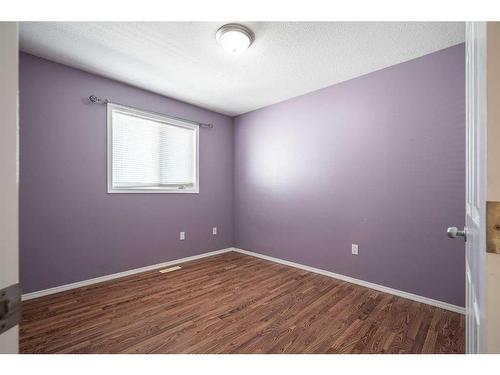 6608 39 Street, Lloydminster, AB - Indoor Photo Showing Other Room