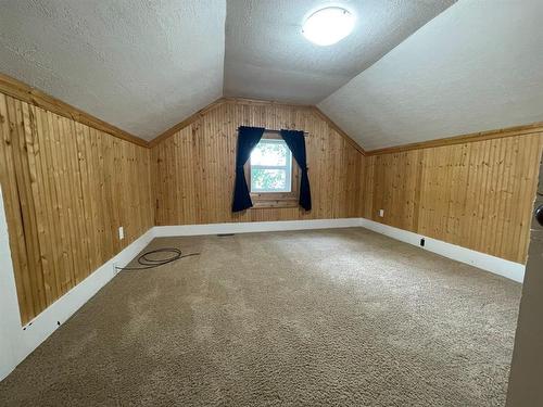 118 1 Street, Paradise Valley, AB - Indoor Photo Showing Other Room