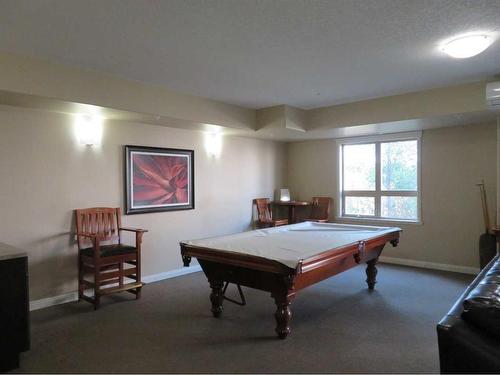 102-4102 69 Avenue, Lloydminster, AB - Indoor Photo Showing Other Room