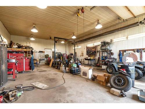 1-51119 Rge Rd 3272, Lloydminster, SK - Indoor Photo Showing Garage