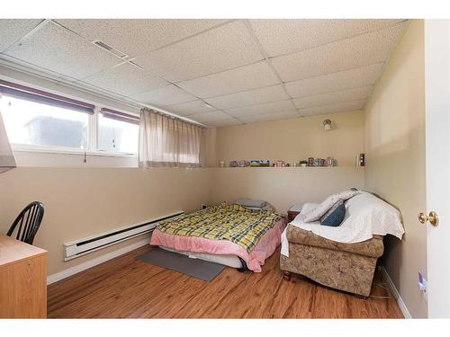 405 Main Street, Maidstone, SK - Indoor Photo Showing Bedroom