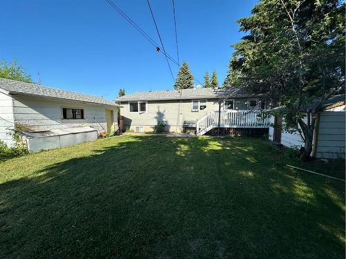 5112 54 Street, Mannville, AB - Outdoor