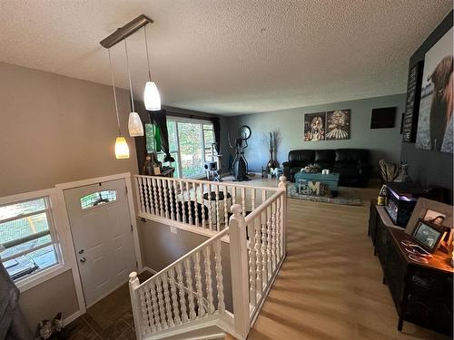 5112 54 Street, Mannville, AB - Indoor Photo Showing Other Room