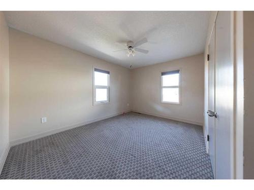 5203 46 Street, Lloydminster, AB - Indoor Photo Showing Other Room