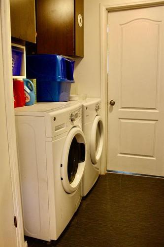 112 1St Avenue East, Neilburg, SK - Indoor Photo Showing Laundry Room