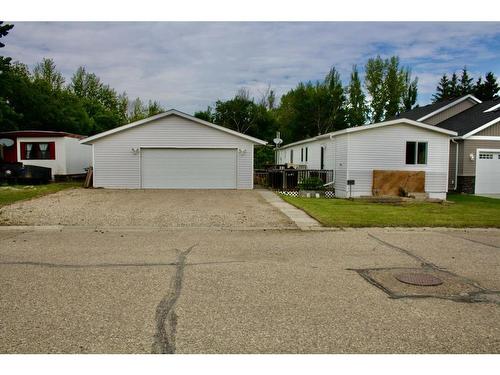 112 1St Avenue East, Neilburg, SK - Outdoor