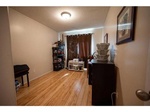 1137 24 Street, Wainwright, AB - Indoor