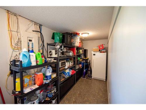 1137 24 Street, Wainwright, AB - Indoor Photo Showing Other Room