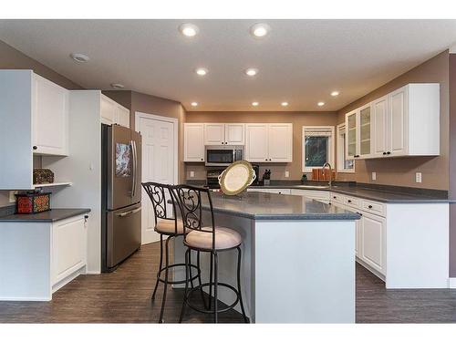 2606 51 Avenue, Lloydminster, AB - Indoor Photo Showing Kitchen