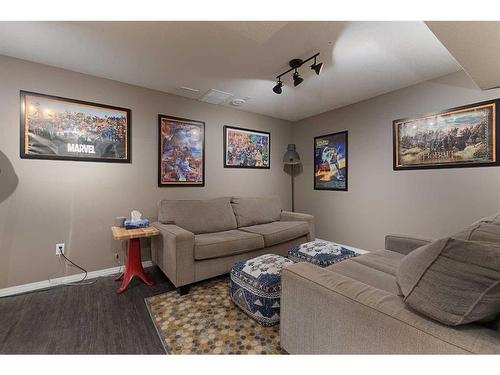 2606 51 Avenue, Lloydminster, AB - Indoor Photo Showing Living Room