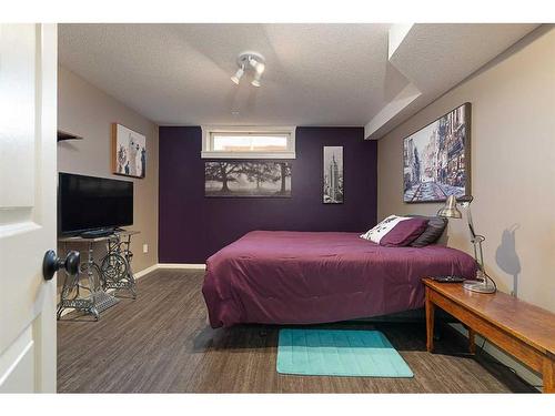 2606 51 Avenue, Lloydminster, AB - Indoor Photo Showing Bedroom