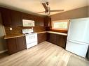 822 10 Street, Wainwright, AB  - Indoor Photo Showing Kitchen 