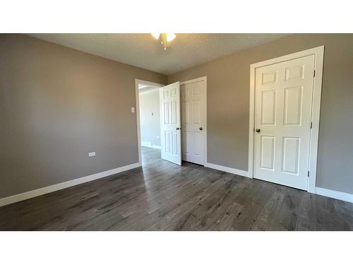 837 4 Avenue, Wainwright, AB - Indoor Photo Showing Other Room