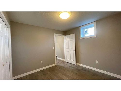 837 4 Avenue, Wainwright, AB - Indoor Photo Showing Other Room