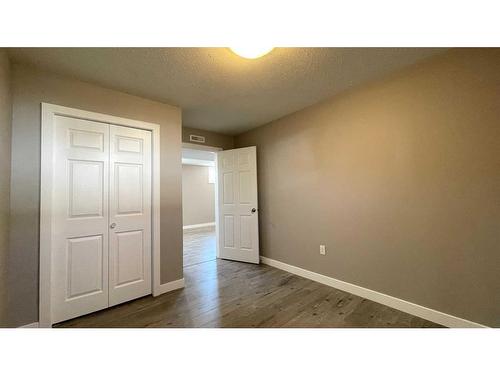 837 4 Avenue, Wainwright, AB - Indoor Photo Showing Other Room