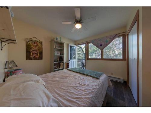 63 Sandy Beach, Sandy Beach (Sask), SK - Indoor Photo Showing Bedroom