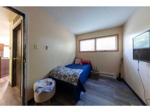 63 Sandy Beach, Sandy Beach (Sask), SK - Indoor Photo Showing Bedroom