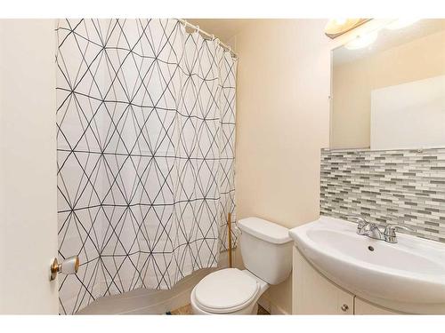 507 1 Street East, Maidstone, SK - Indoor Photo Showing Bathroom