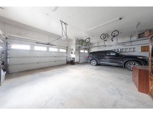 3609 64 Avenue Close, Lloydminster, AB - Indoor Photo Showing Garage