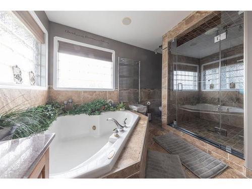 3609 64 Avenue Close, Lloydminster, AB - Indoor Photo Showing Bathroom