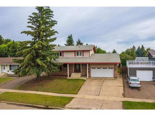 5406 31 Street, Lloydminster, AB - Outdoor With Facade