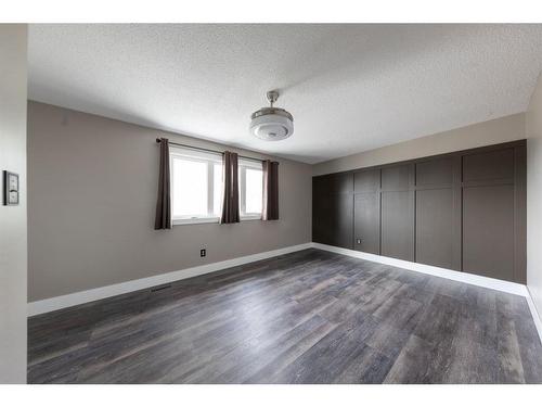 5406 31 Street, Lloydminster, AB - Indoor Photo Showing Other Room