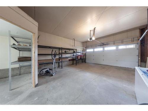 5406 31 Street, Lloydminster, AB - Indoor Photo Showing Garage