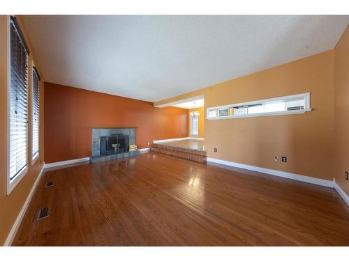 5406 31 Street, Lloydminster, AB - Indoor With Fireplace