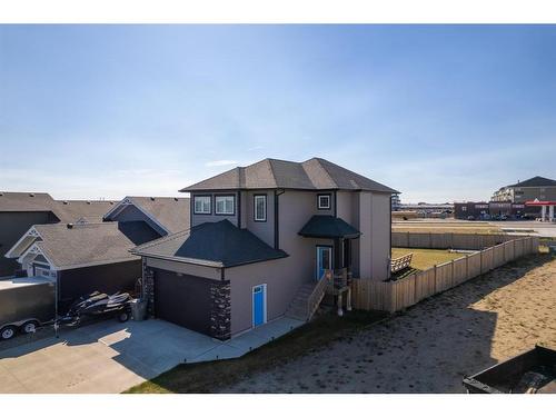 7309 35 Street, Lloydminster, AB - Outdoor