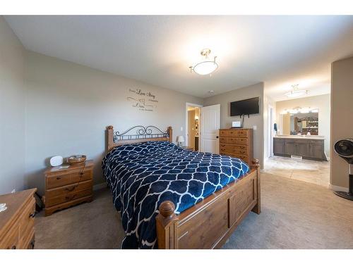 7309 35 Street, Lloydminster, AB - Indoor Photo Showing Bedroom