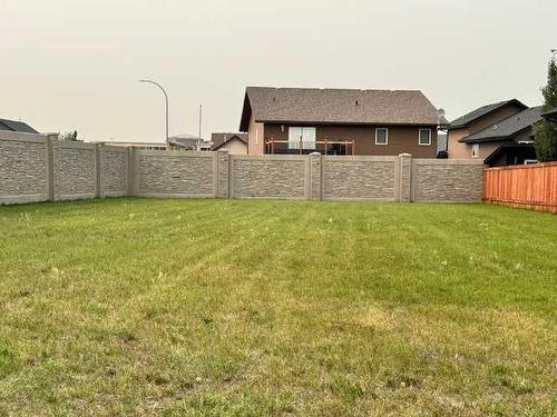 #1-2715 73 Avenue, Lloydminster, AB 