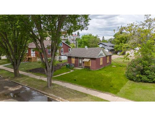 4732 47 Street, Lloydminster, SK - Outdoor