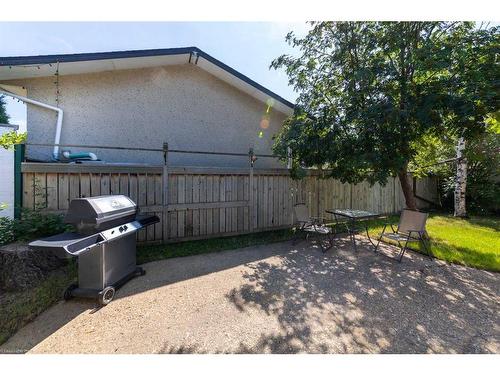 4906 58 Avenue, Lloydminster, AB - Outdoor