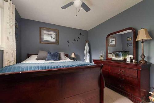 525064 Rge Rd 11, Rural Vermilion River, County Of, AB - Indoor Photo Showing Bedroom