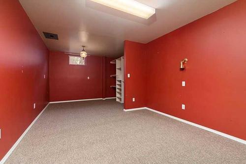 525064 Rge Rd 11, Rural Vermilion River, County Of, AB - Indoor Photo Showing Other Room