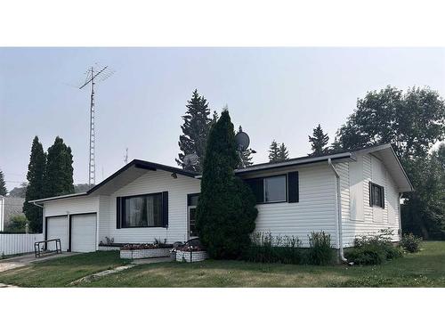 4739 53 Street, Innisfree, AB - Outdoor